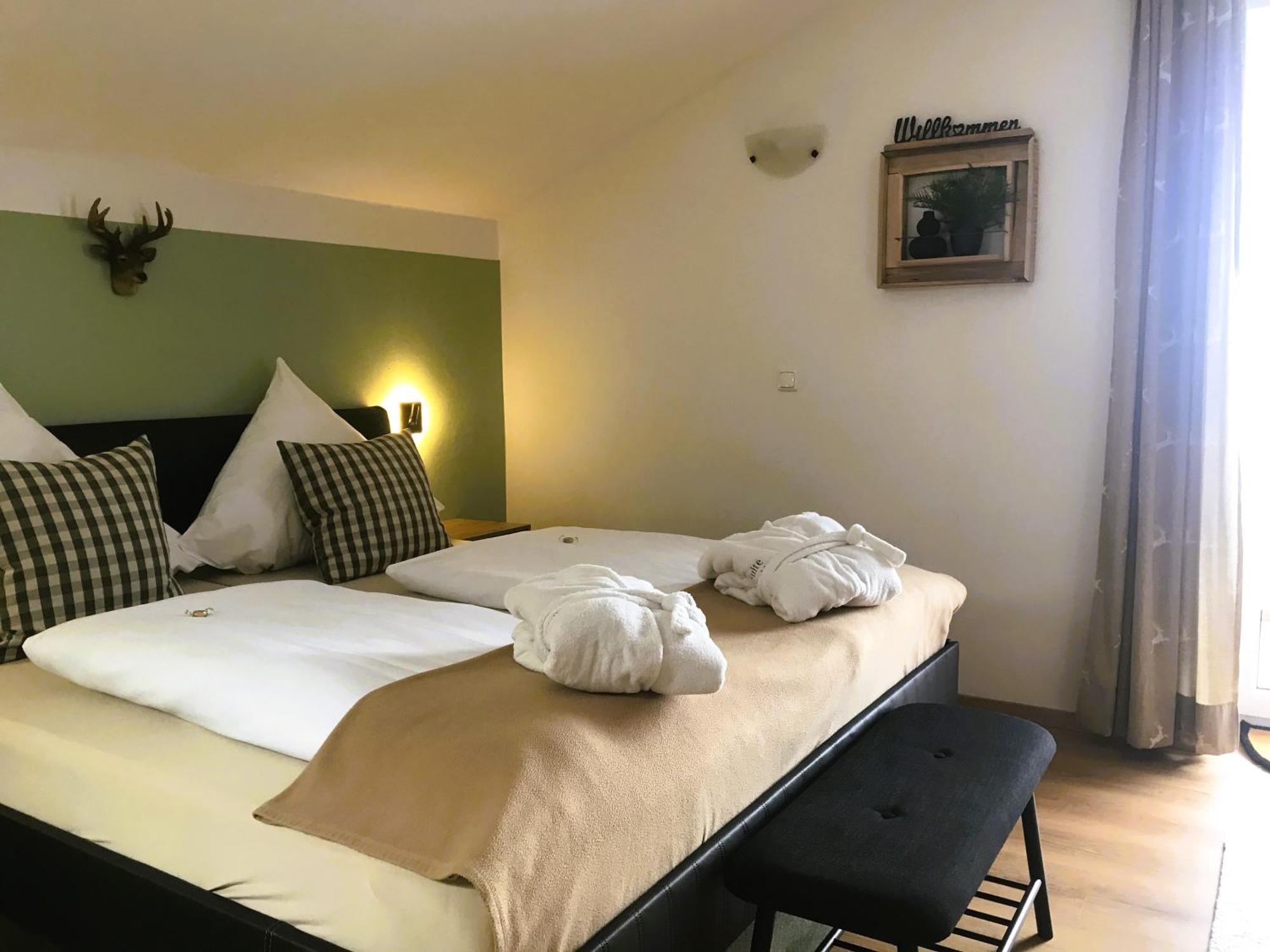 Zur Neuen Post Landgasthof Herzogsreut 外观 照片