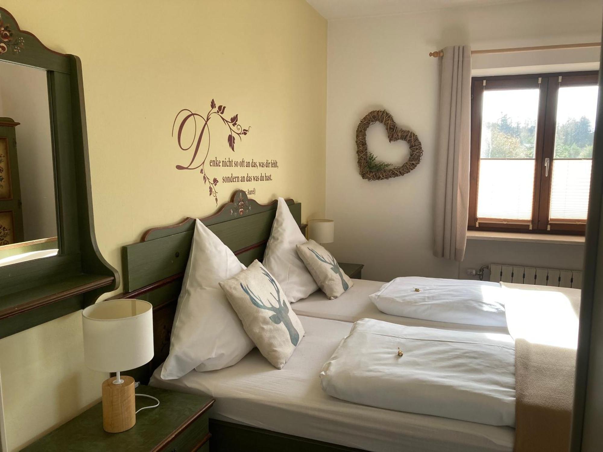 Zur Neuen Post Landgasthof Herzogsreut 外观 照片